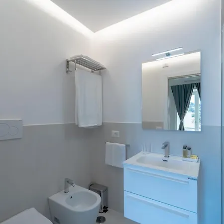 A 10 Passi Apartamento *
